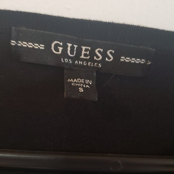 Gorgeous black with gold logo GUESS Sweater - Picture 7 of 7